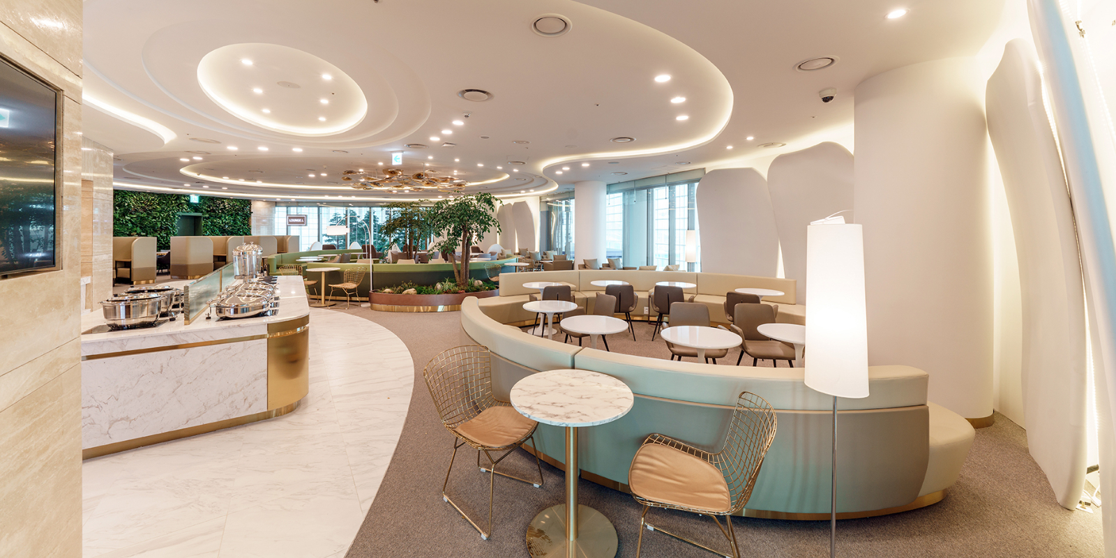 Lounge L (International Departures, Terminal 2) | Plaza Premium Lounge